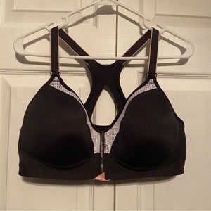 Maidenform 40C Zip up Front & Racerback
